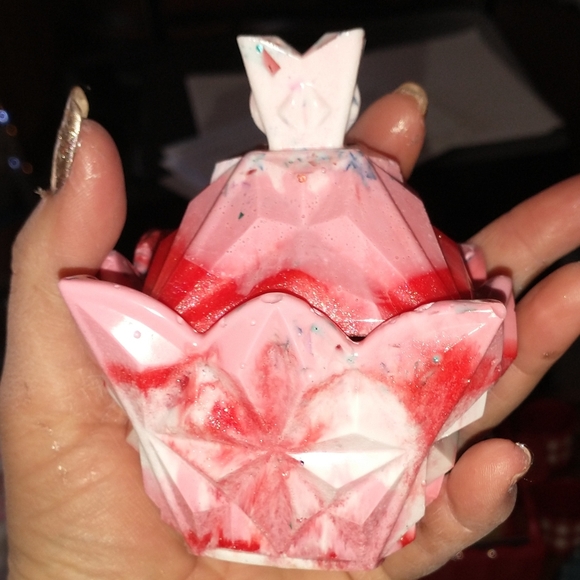 Handcrafted Valentine's jewelry trinket - Picture 9 of 11